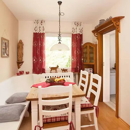Manhard Chalet *